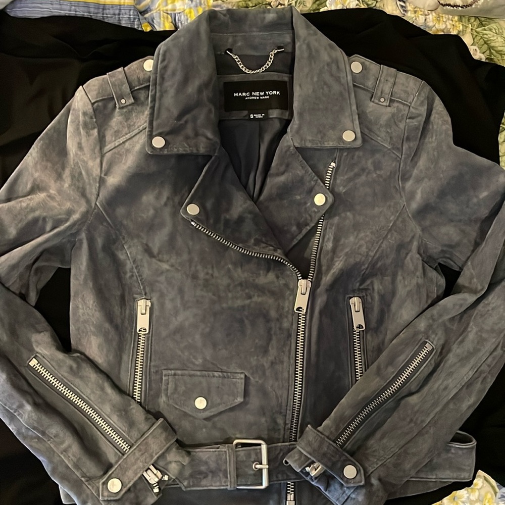 Andrew Marc NEW YORK, gray suede leather with lots of zippers,belt, bomber coat!